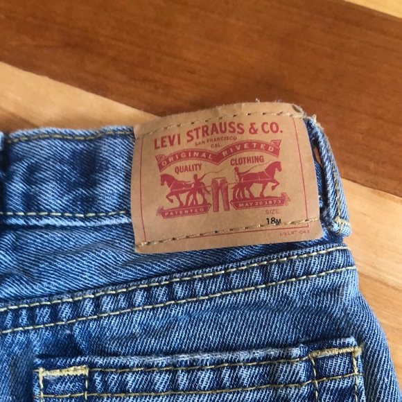 18M Levis- never worn - Picture 3 of 4